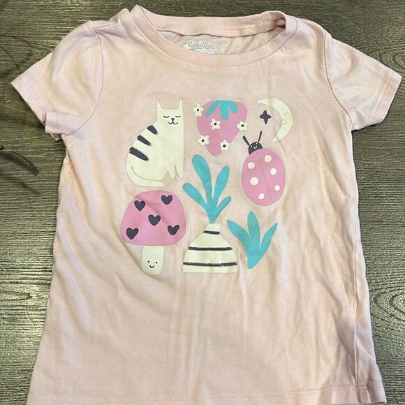 Cute tee - Picture 1 of 3